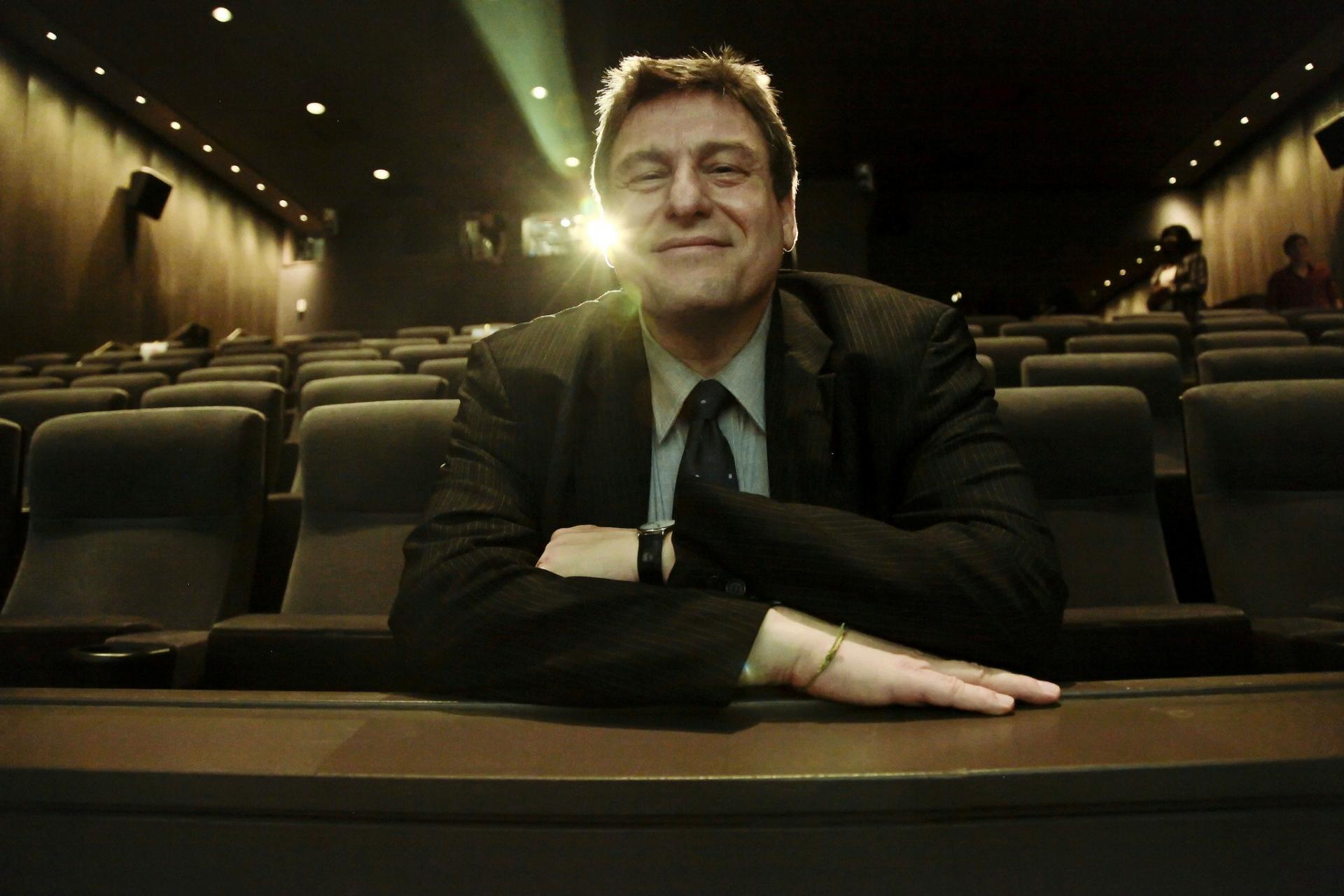 Professor Richard Peña