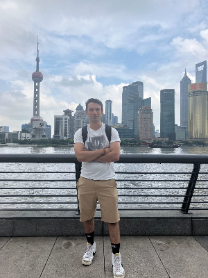 Lucas at The Bund (Waitan), Shanghai Lucas at The Bund (Waitan), Shanghai