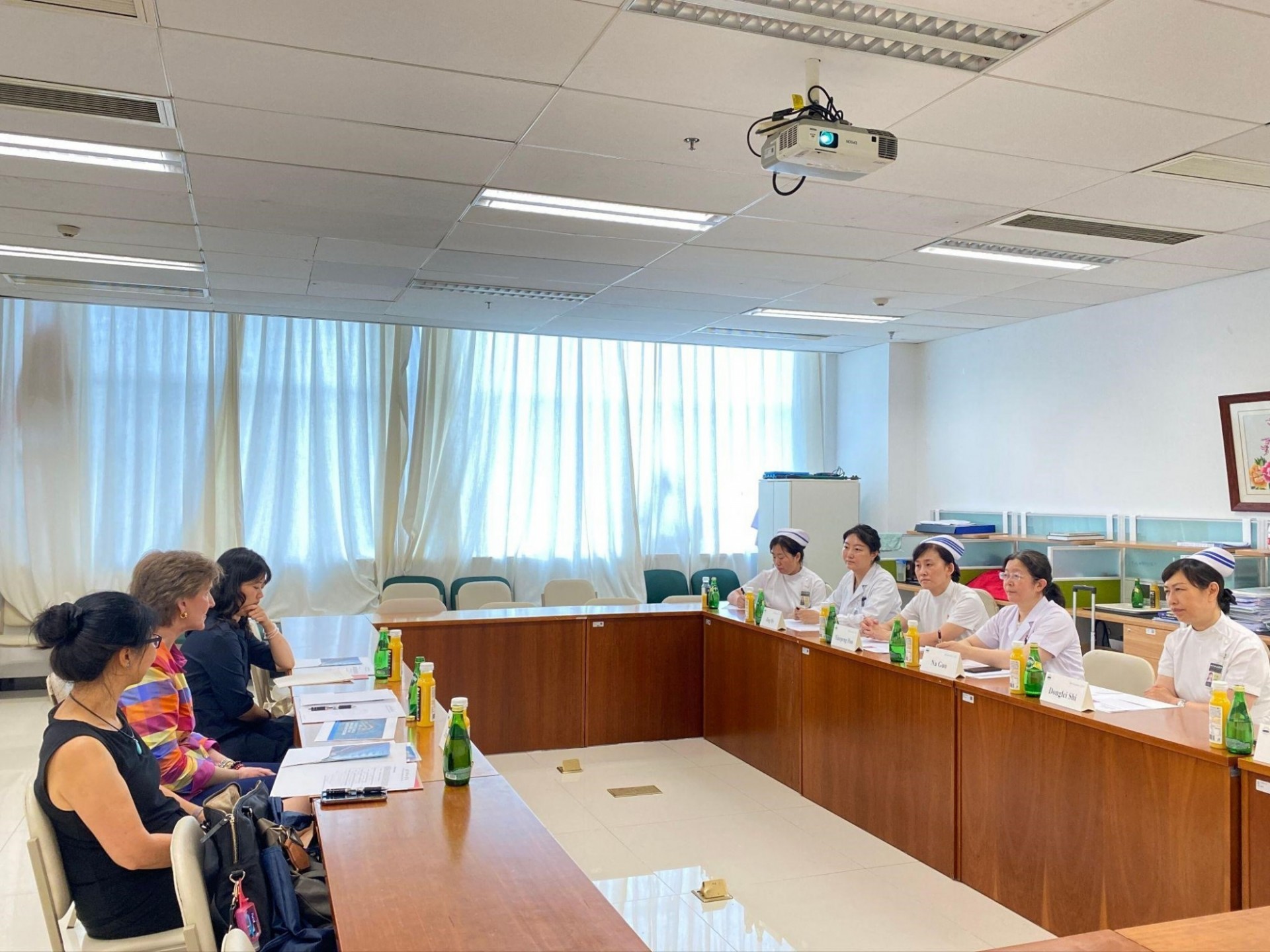 Exchange Experiences with Local Hospitals in Beijing and Hangzhou