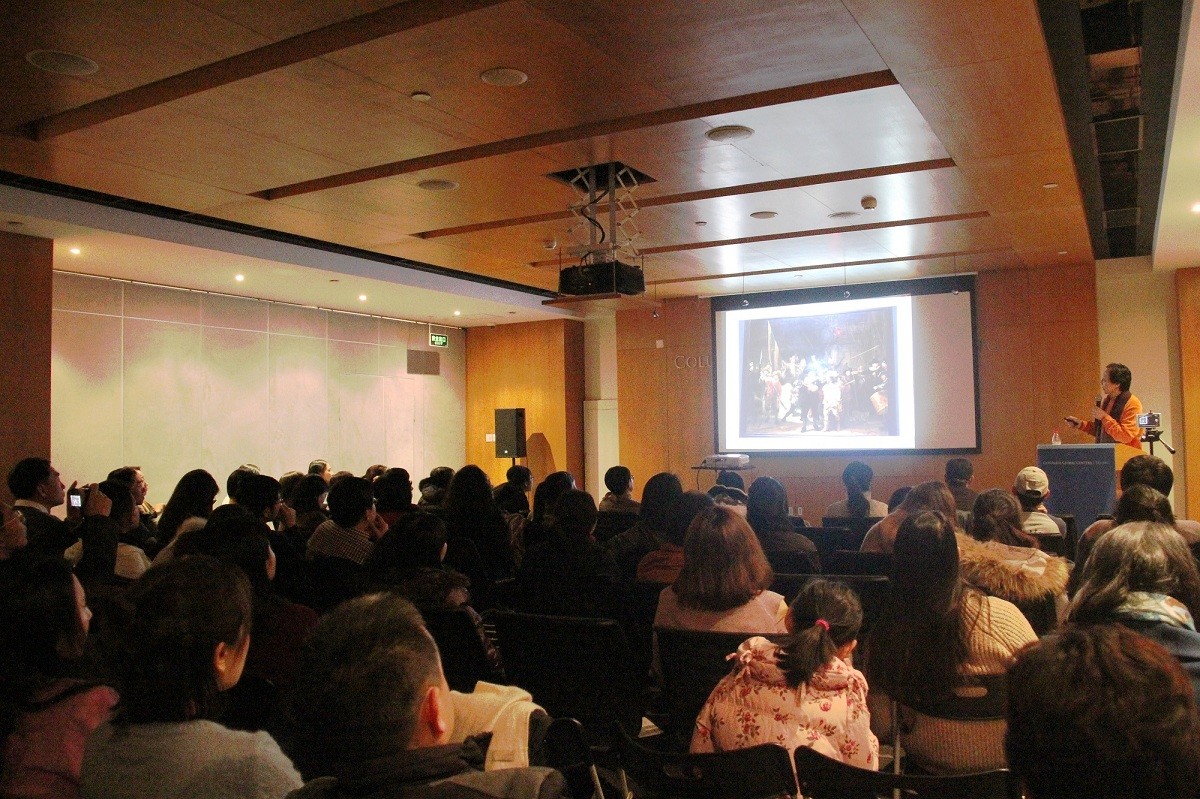 Renowned Oil Painter Mr. Jian Wang Speaks about European Oil Paintings at the Beijing Center