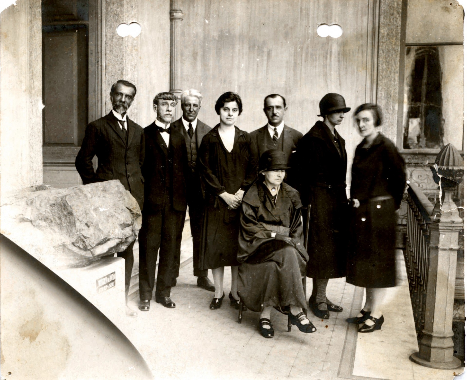 In the picture, Heloisa ALberto Torres, Bertha Lutz, and Marie Curie (Archives Museu Nacional