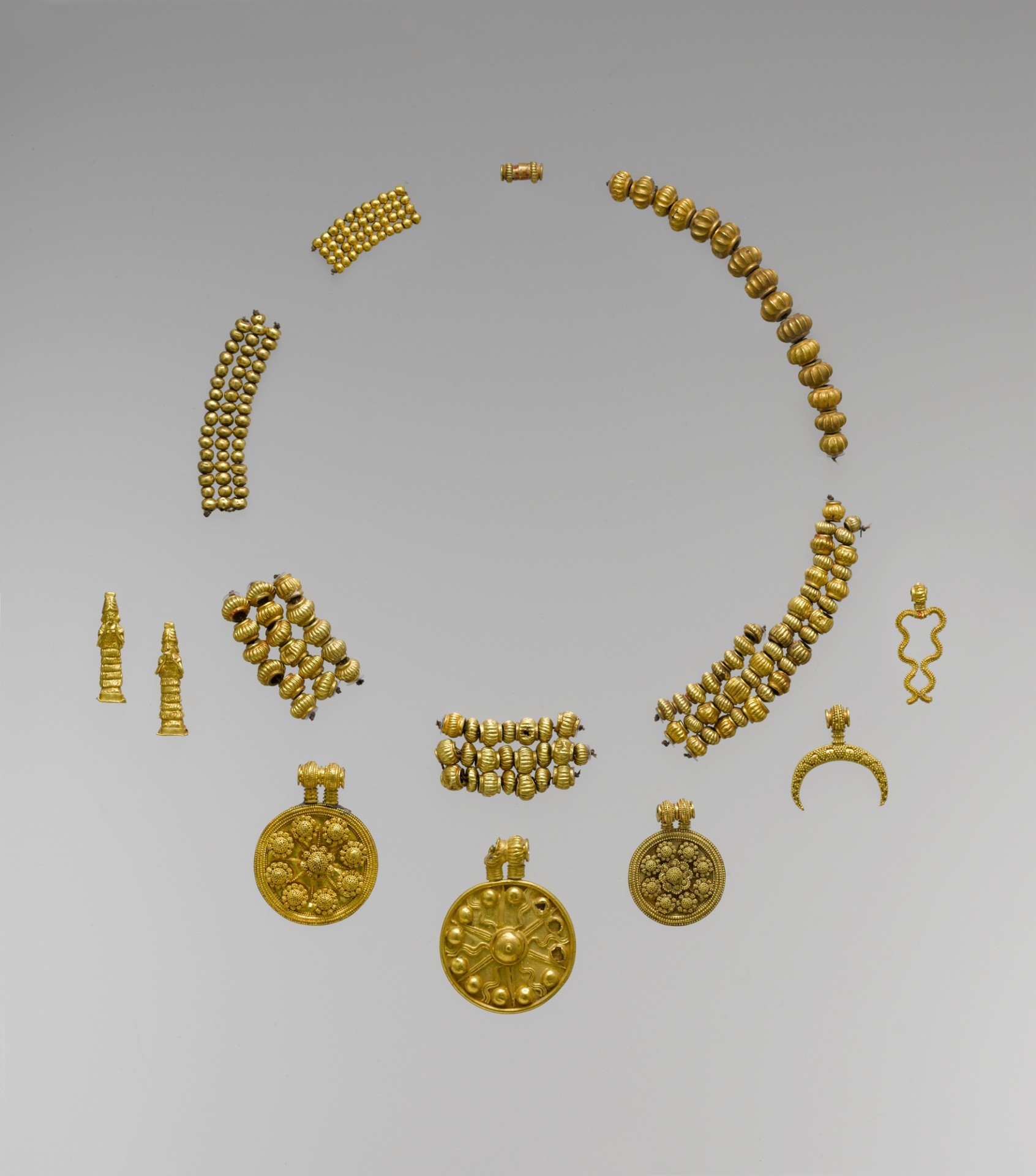 ishtar adorned