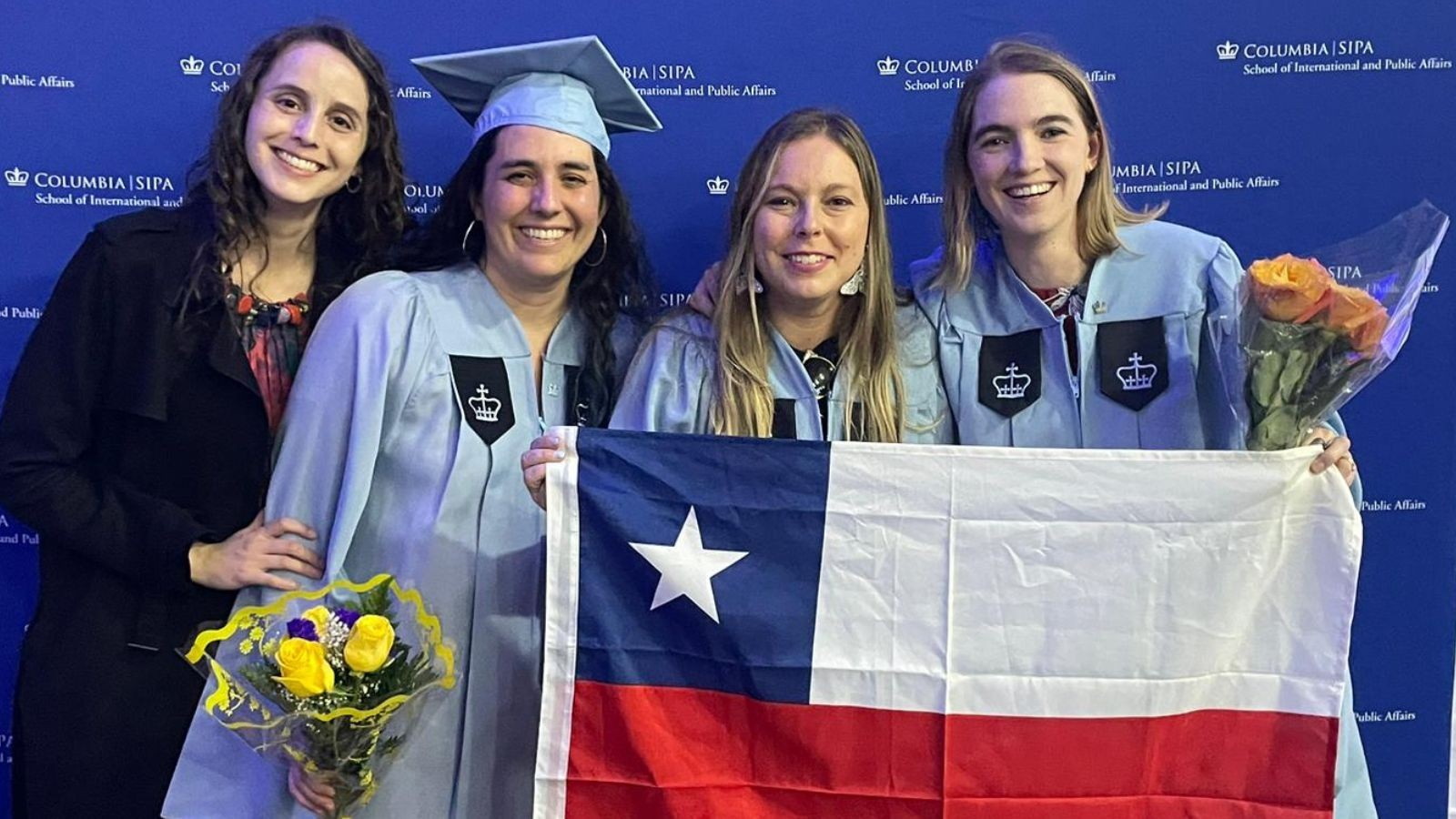 SIPA'23 graduates SIPA'23 graduates