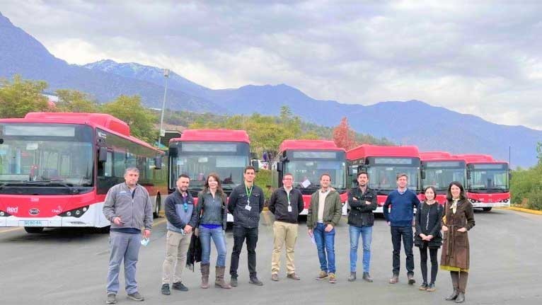 Chile Alumni Visit Latin America’s First Electric Bus Depot