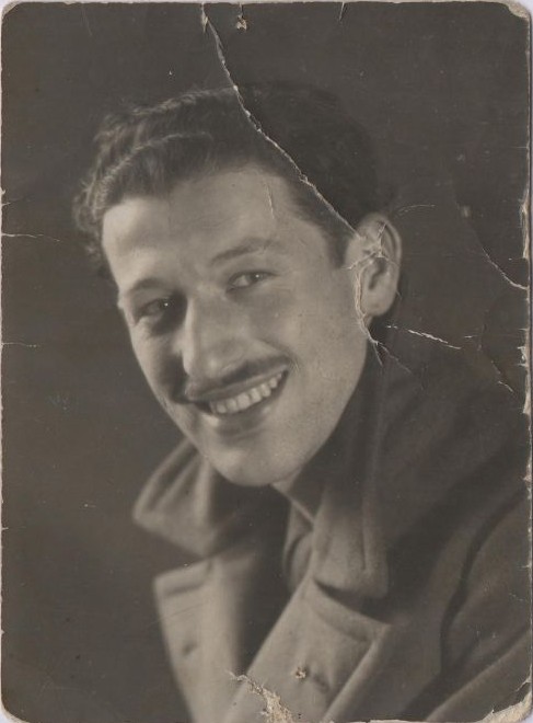 Young Enrique Kirberg pictured in 1937. Source: Archivo Patrimonial USACH. Young Enrique Kirberg pictured in 1937. Source: Archivo Patrimonial USACH.