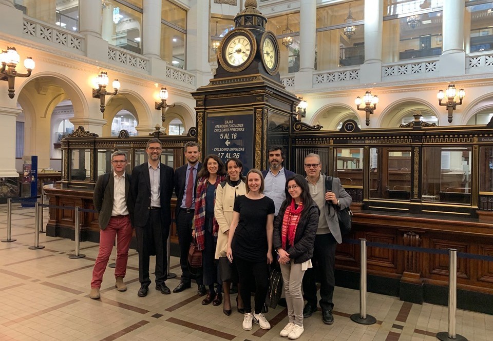 Alumni Club Visits Historical Banco de Chile Headquarters