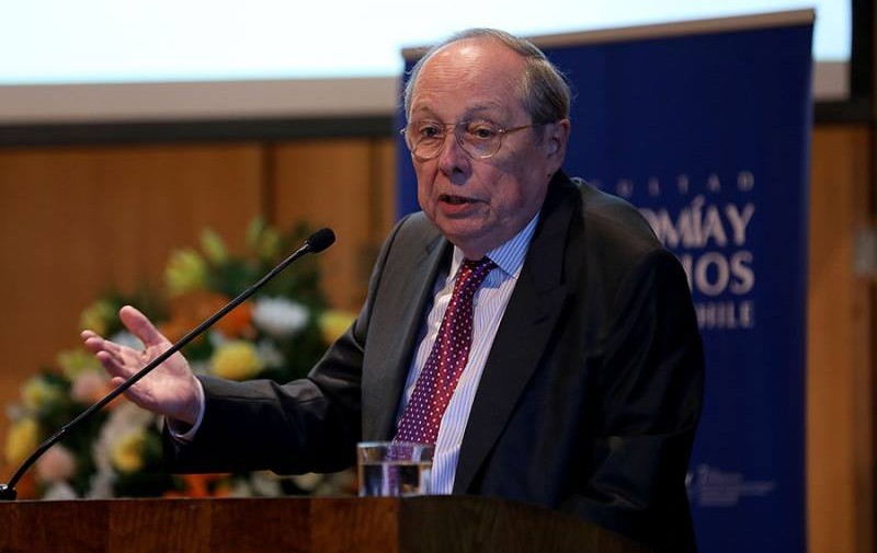 SIPA’s Guillermo Calvo Talks about Liquidity at Universidad de Chile