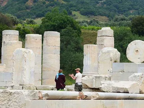 Students talking at The Artemis Temple