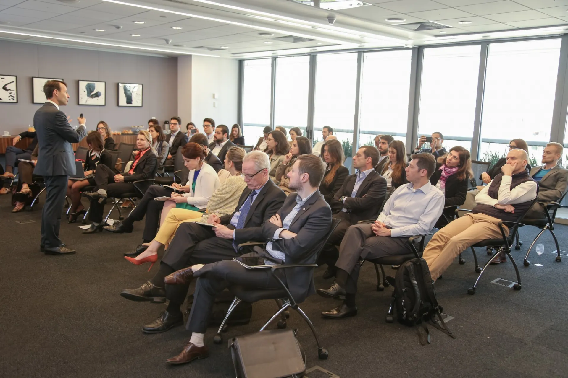 a group of 50 participants at a workshop