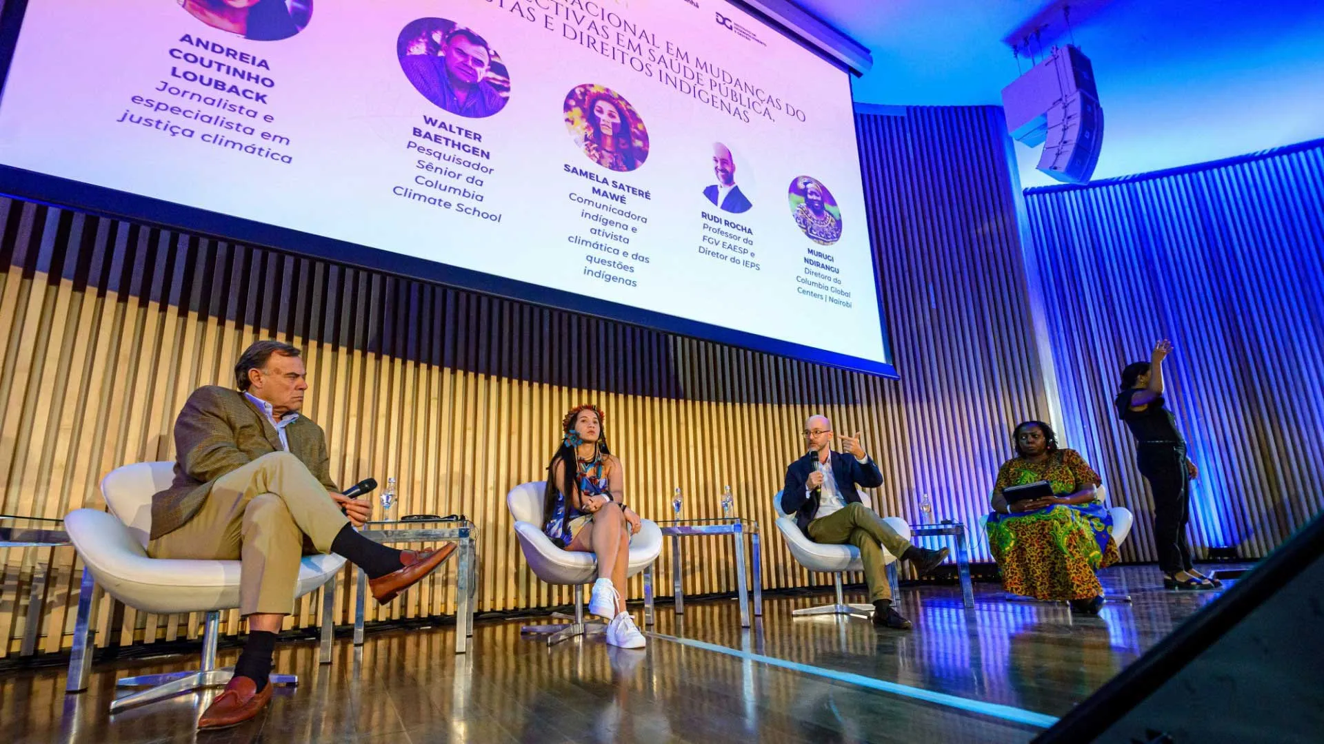 Panel discussion about the climate crisis and its impacts: perspectives on public health, forests, and Indigenous rights. The debate was part of the Climate Hub Rio launch event, on March 14. Photo: Fabio Cordeiro