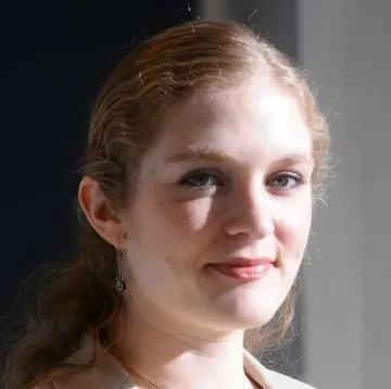 V Faye McNeil