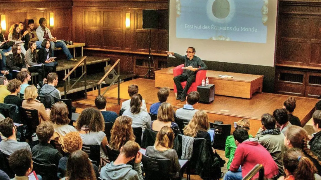 public event at Paris Center