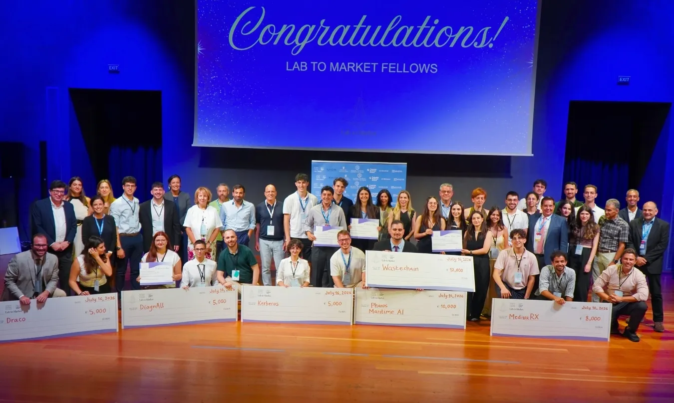 Columbia Global Lab to Market Fellows at pitch competition