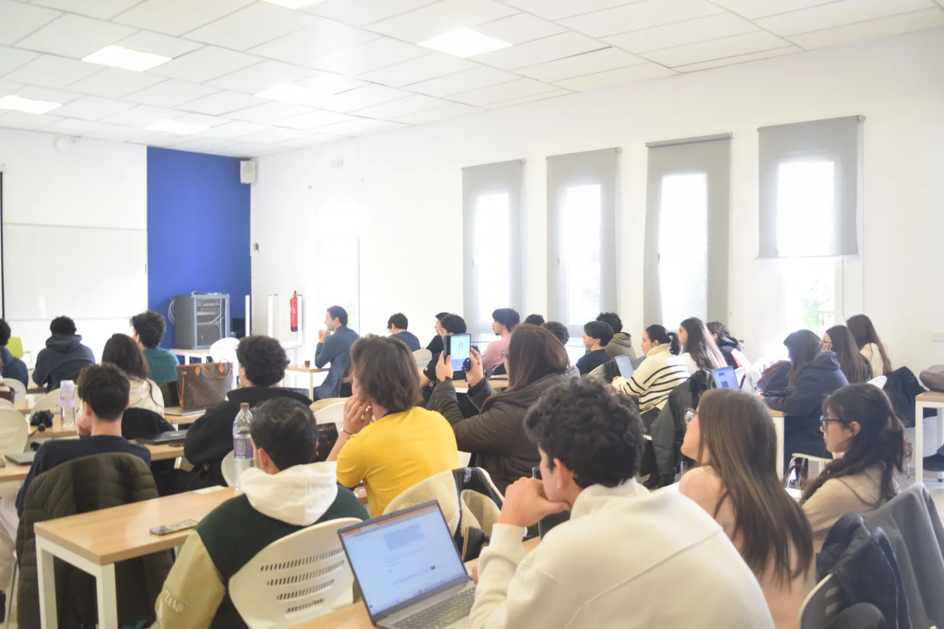 Full room
