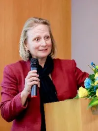 Elizabeth Walker Sobhani